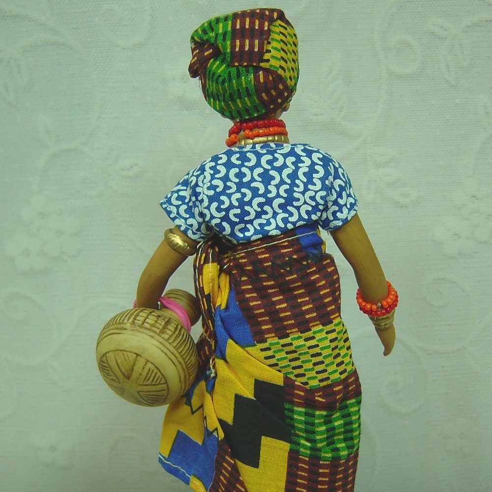 8" porcelain doll--dark skinned native woman carrying water jug - Picture 6 of 7